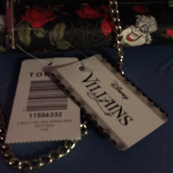 HP🎊Disney  Villains convertible clutch purse - Picture 5 of 13